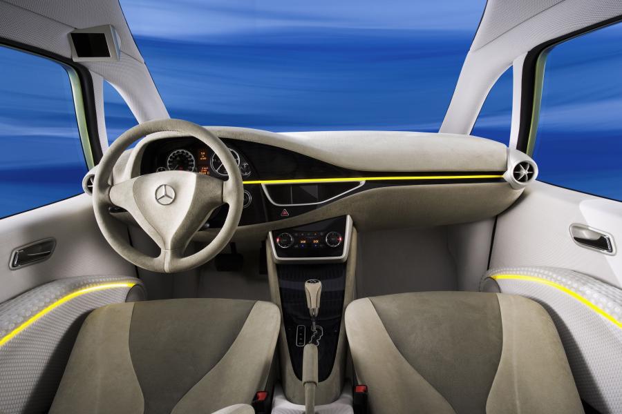 Mercedes-Benz Bionic Concept 2005 года  (фото 14 из 22)